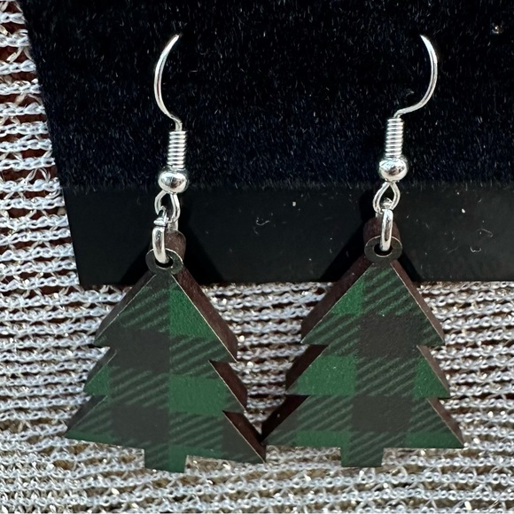 Outdoorsy earrings Wood 🌲 Tree Fir Evergreen Spruce Coniferous Christmas plaid - Picture 4 of 9